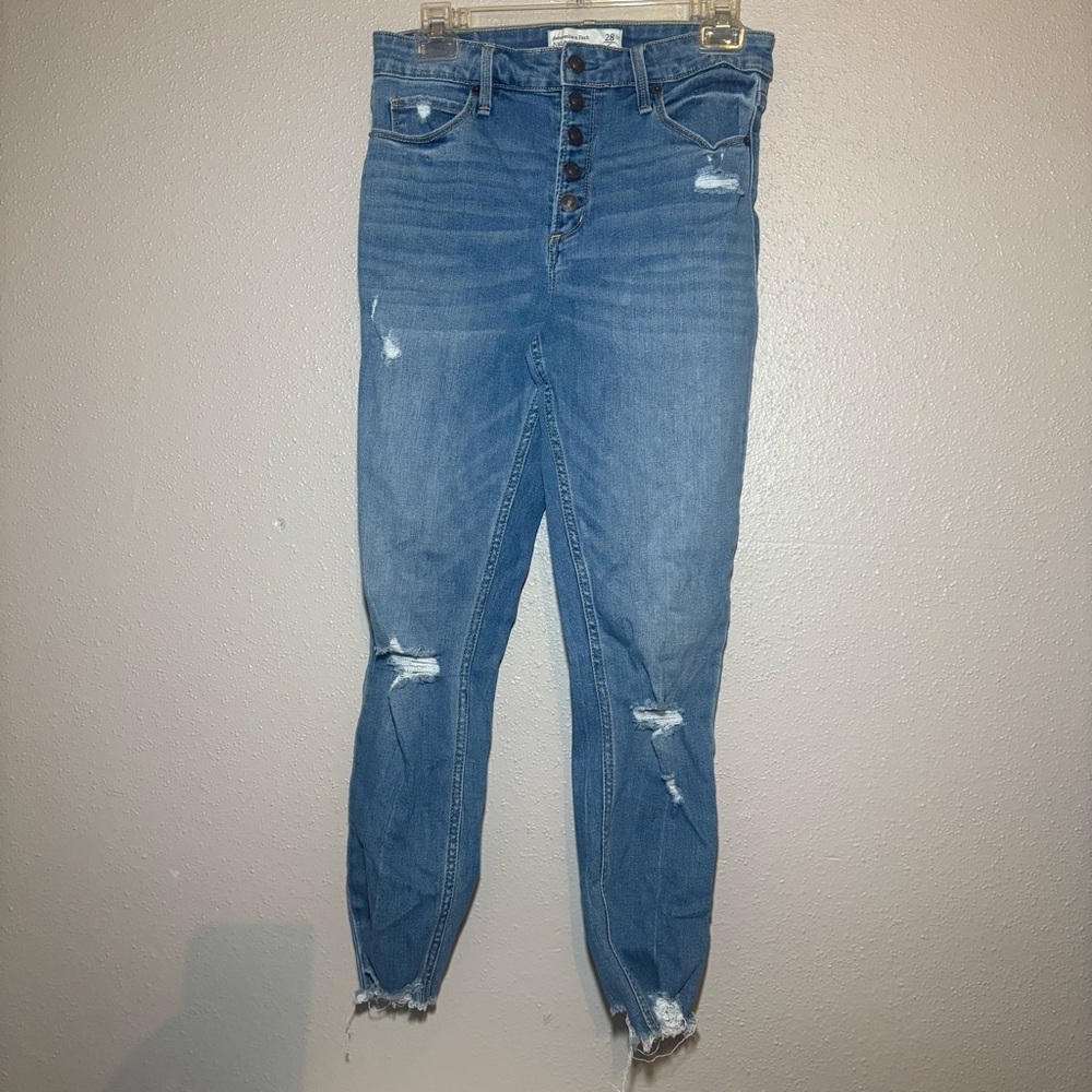 Abercrombie & Fitch Jeans Women/Teens Size 6R, Blue Ankle Jean, High Rise